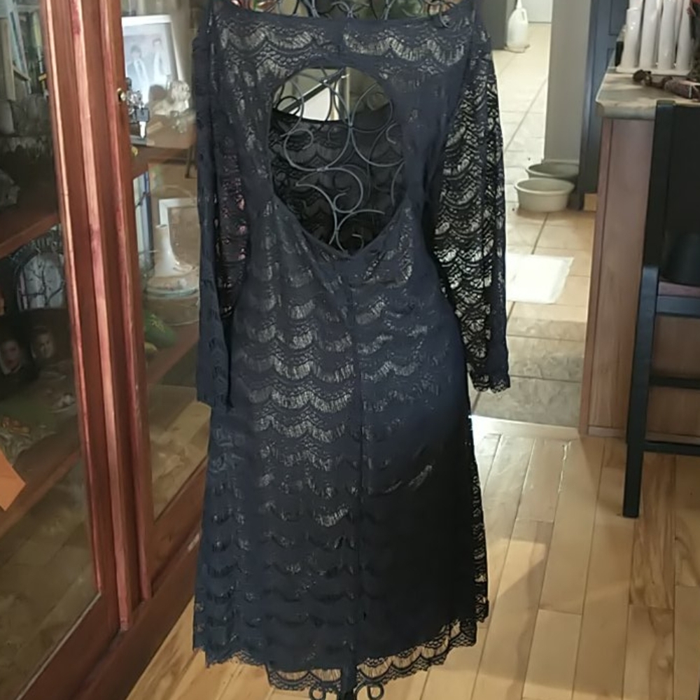 π¨π¦ Gorgeous Evening Dress - Picture 3 of 7